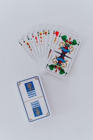 Playing cards 