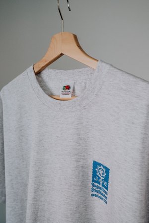 T-shirt gray